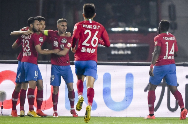 窗口期突围战来临，罗马围绕中超绝杀压哨，引发热议，赛季目标并未改变